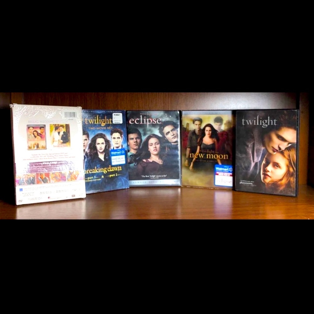 Twilight Saga Dvds + FREE BONUS DVD!!